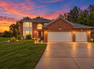 18885 Blackberry Dr, Macomb, MI 48042