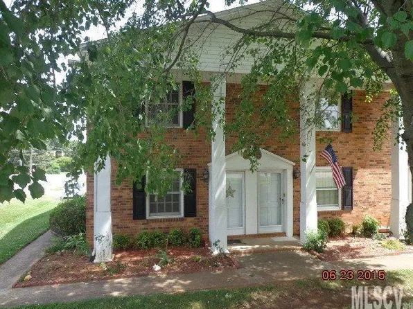 1636 1st Avenue Pl NW, Hickory, NC 28601
