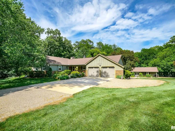 10020 N Fox Creek Dr, Brimfield, IL 61517