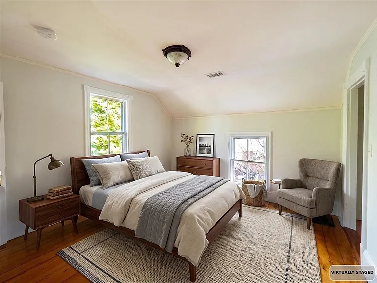 12 Adella Pl — Photo 31
