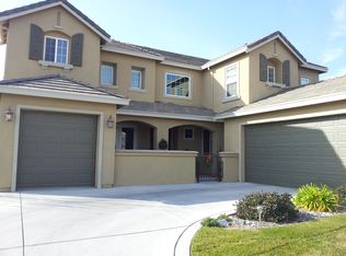 504 Shetland Ct, Oakdale, CA 95361