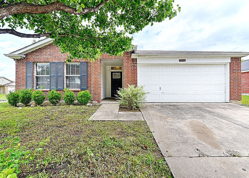 1st image of 2320 Capeland Dr