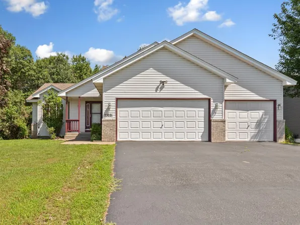 23221 Arrowhead St NW, Saint Francis, MN 55070