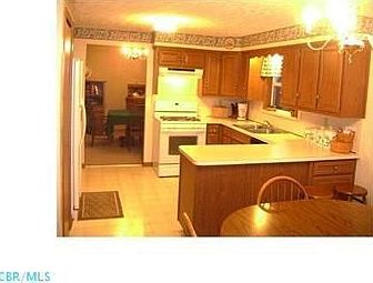 4th image of 35 Longitude Dr