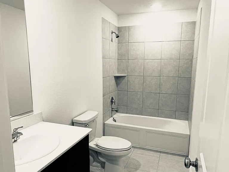 5836 Timber Point Dr — Photo 14