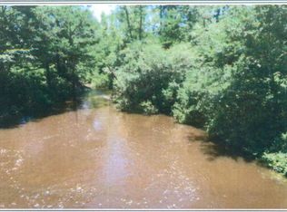 25 Oscar Lee Rd, Poplarville, MS 39470