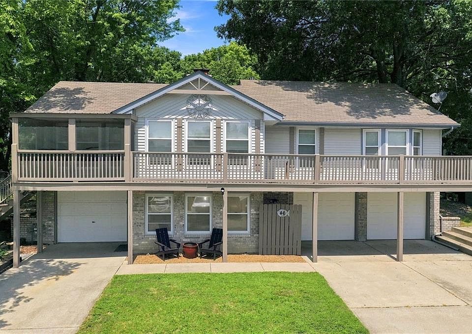 1st image of 46 Emerald Shore Dr