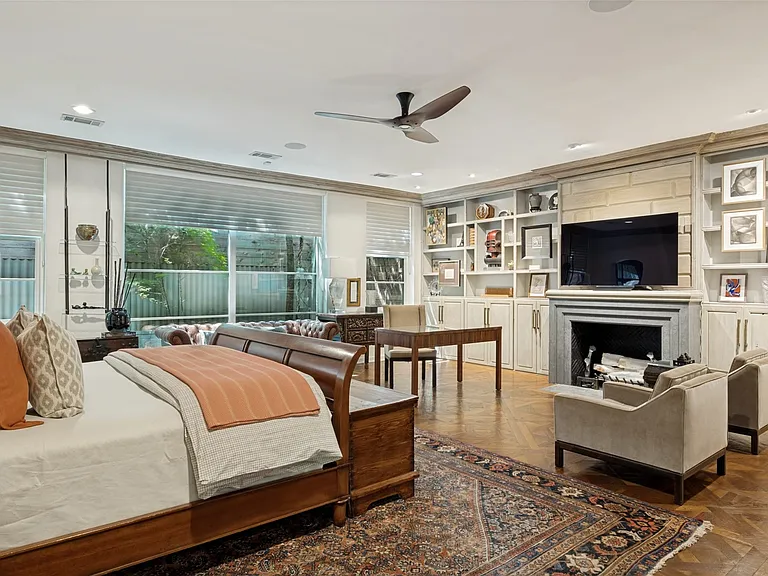3610 Congress Ave — Photo 20
