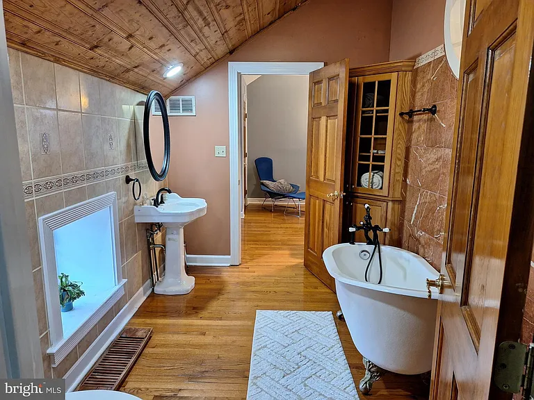2254 Winchester Rd — Photo 38