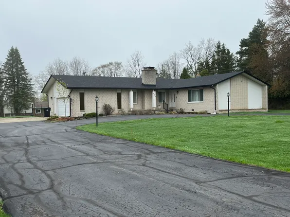 33426 Harlan Dr, Farmington Hills, MI 48331