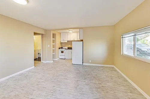 3257 Delaware St #5 Photo 1