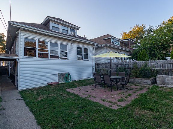 3rd image of 6011 S Albany Ave
