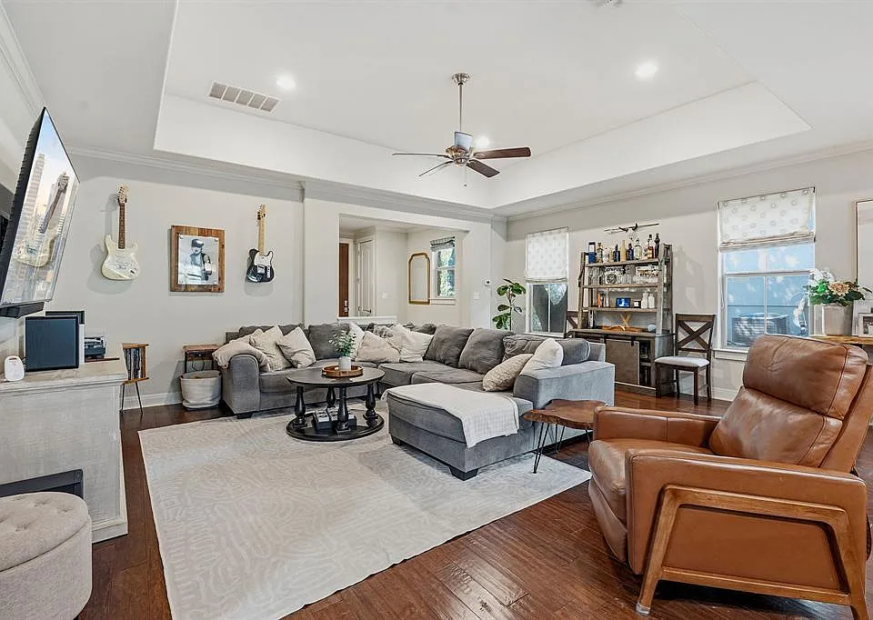 15317 Falconhead Grove Loop