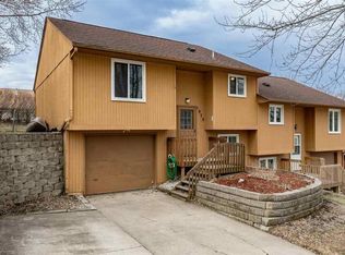 1972 S Ridge Dr, Coralville, IA 52241