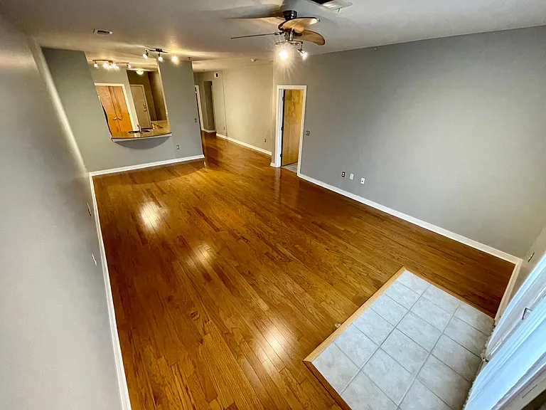 1803 Broadway #502 — Photo 16