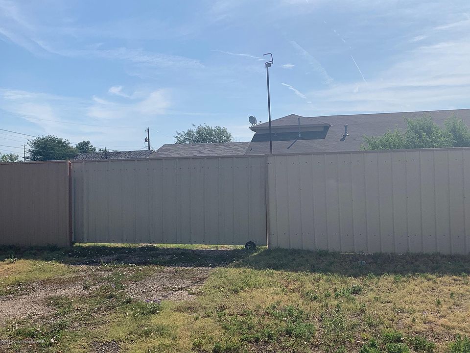 2nd image of 1303 SE 14th Ave