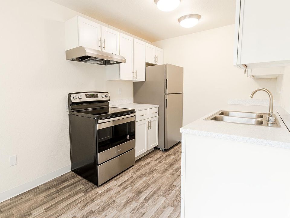 2nd image of 2612 84th Street Ct S APT M