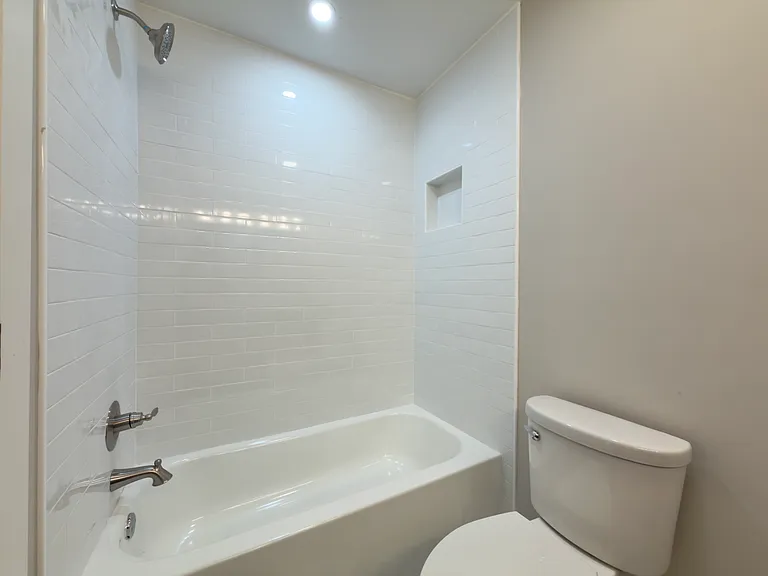 206 West Ave — Photo 20