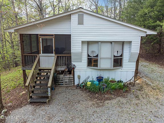 2nd image of 3300 Malone Rd
