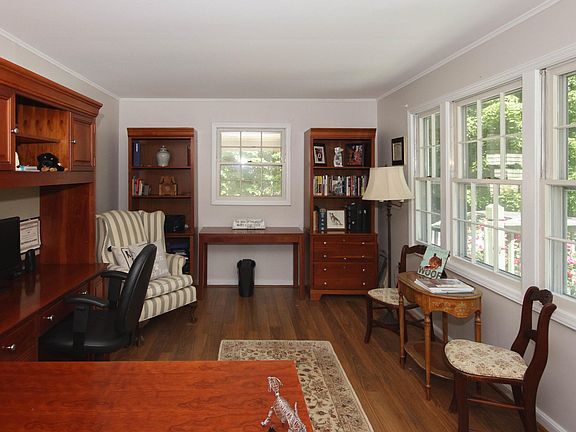 5th image of 8465 Starlight Ln