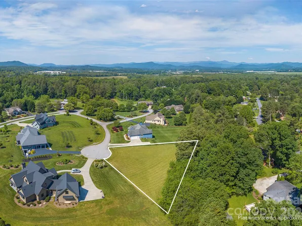 99 Drummond Cir #5, Hendersonville, NC 28791