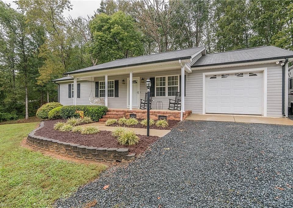 1st image of 2442 Winding Woods Ln
