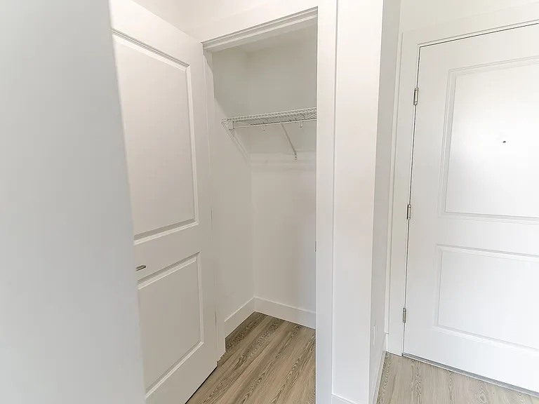 The Central — Photo 11