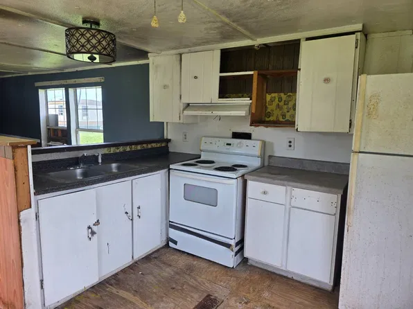 31280 George St #136, Franklin, VA 23851