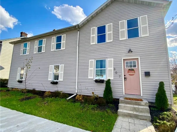 307 W Smithfield St, Mount Pleasant, PA 15666