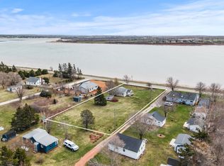3388 Bayshore Rd, Charlotte Parish, PE C0A 1P0