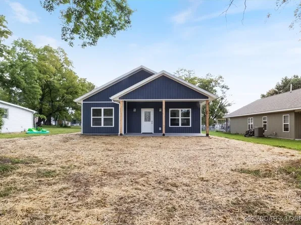 114 N Grand Ave, Eldon, MO 65026