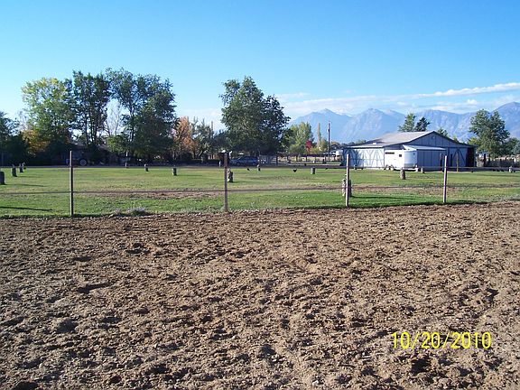 3rd image of 1448 Downs Dr