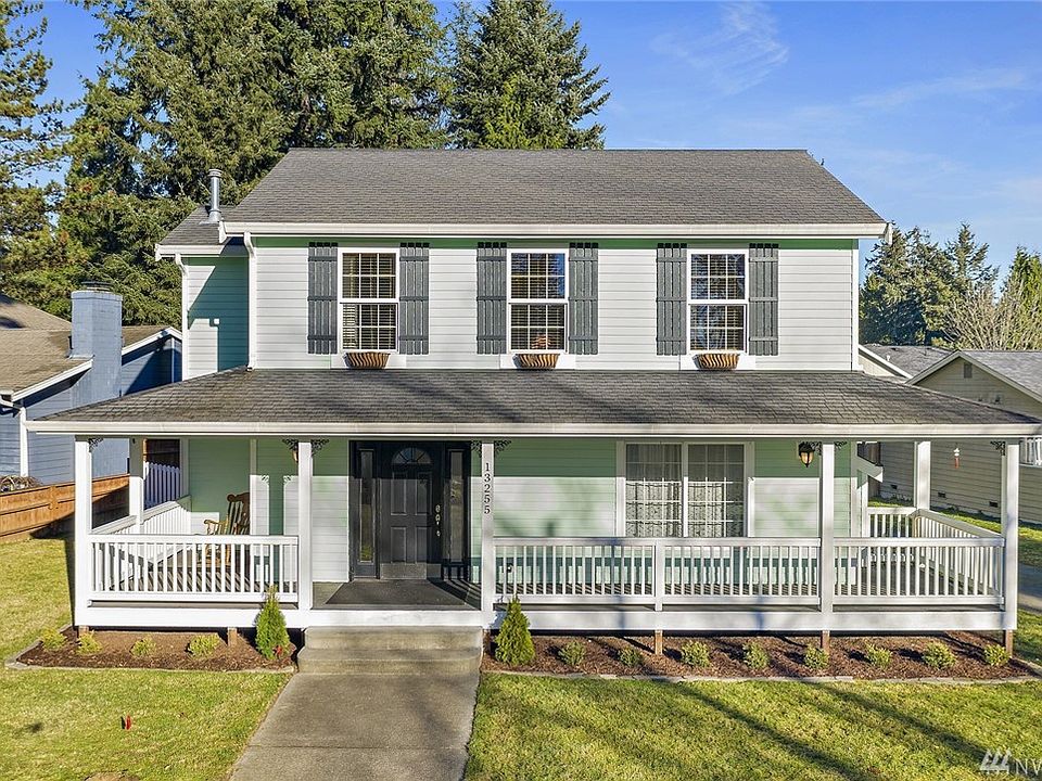 1st image of 13255 NE 184th Pl