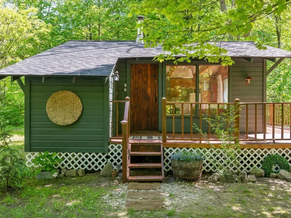 114 Lower Notch Road, Bristol, VT 05443