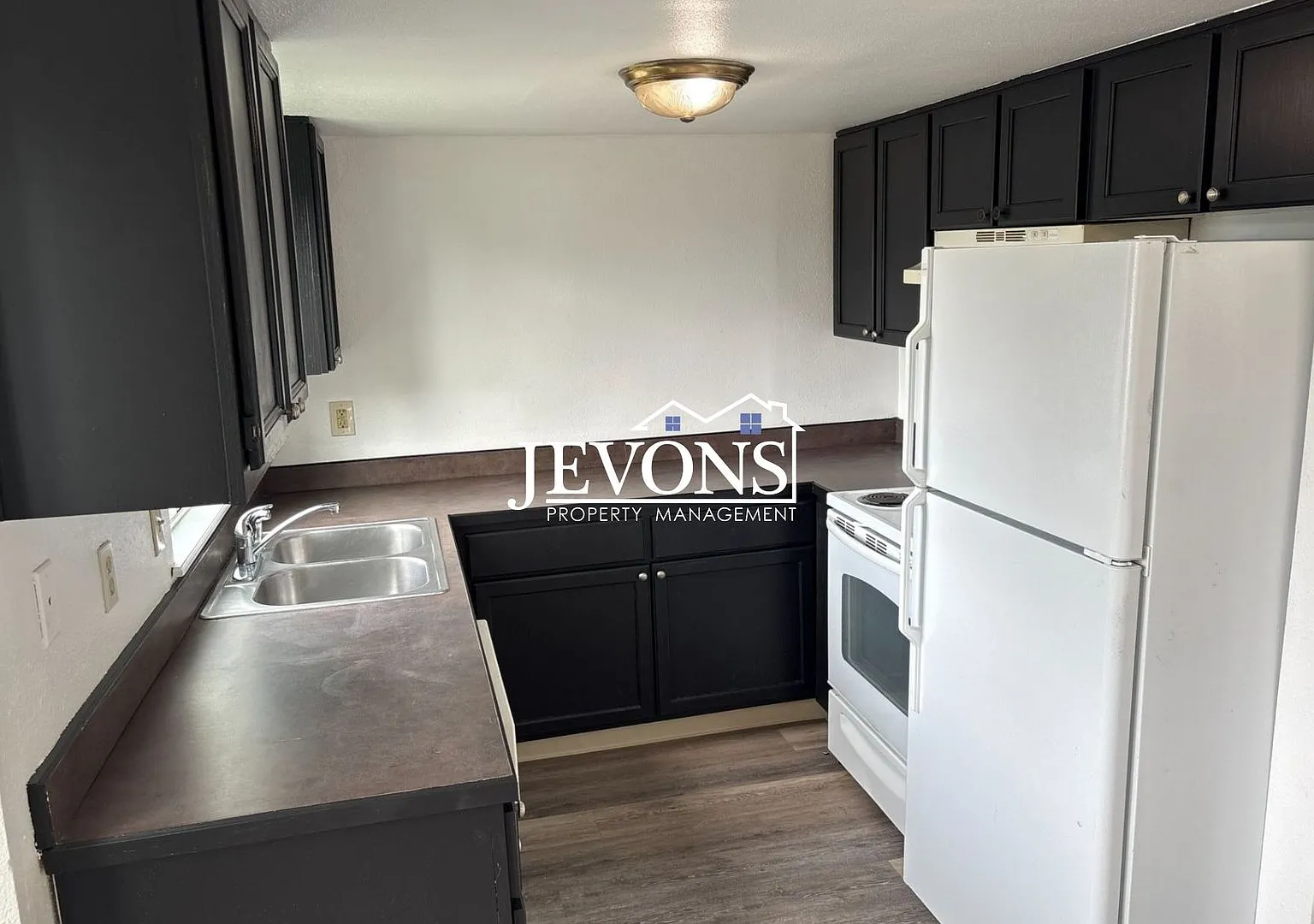 1722 E 56th St Tacoma, WA 98404 — Photo 2