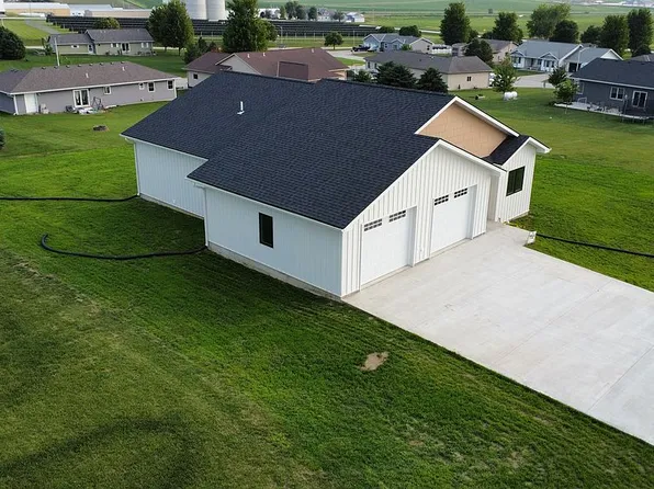 206 Maxine St, Arcadia, IA 51430