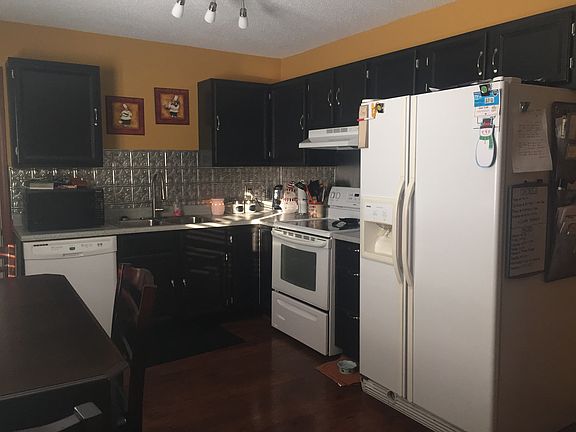 4th image of 103 Lee Ave