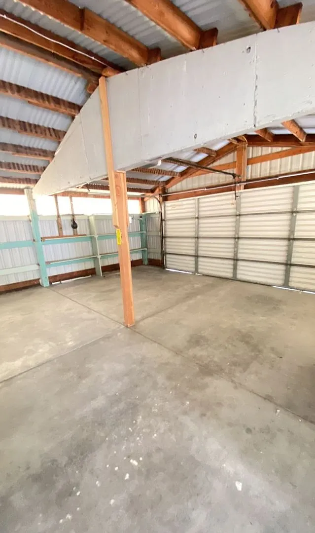 Great Little Home Out Of Town With Lots To Offer! — Photo 3