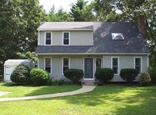 15 Longmeadow Rd, Norfolk, MA 02056