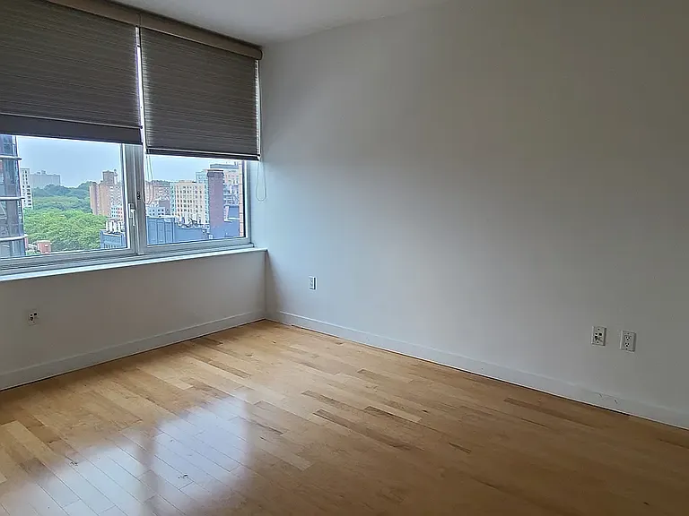 306 Gold St #14B — Photo 5