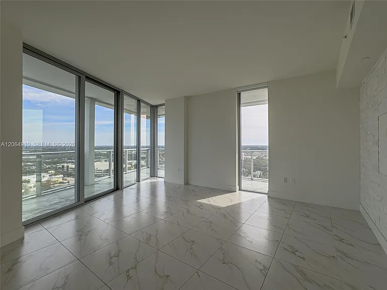 2000 Metropica Way #2009 — Photo 9