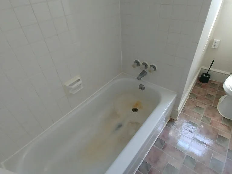 34 E Walnut St #C — Photo 30
