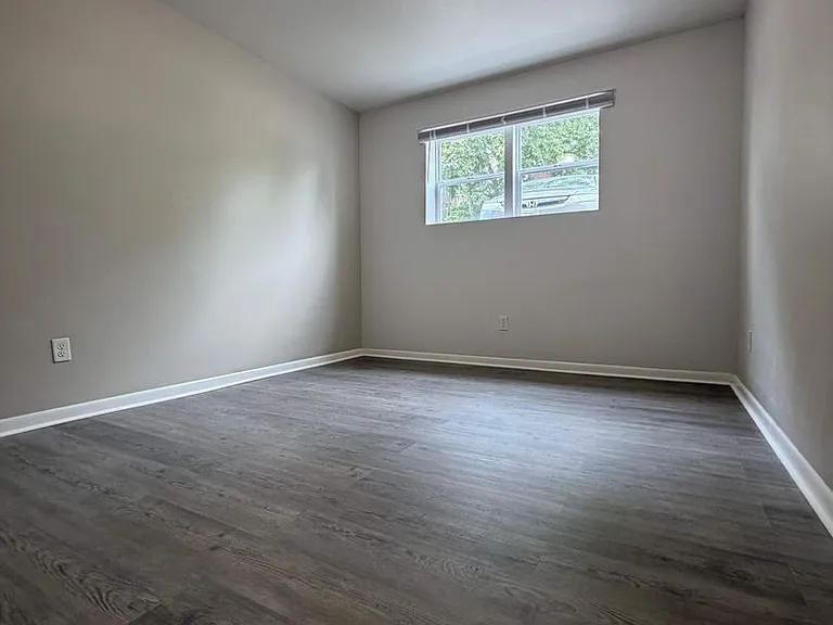 2206 K St — Photo 9