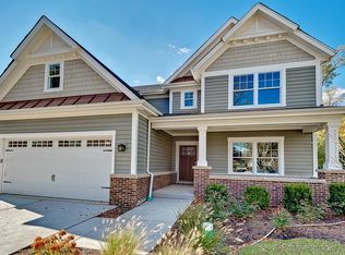 894 S Poplar Ave, Elmhurst, IL 60126