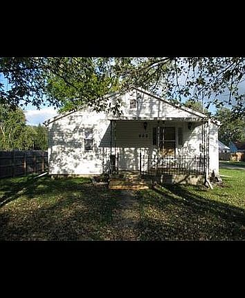 2nd image of 602 Decatur St