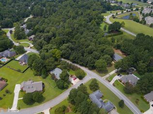713 Pheasant Ridge Dr, Warner Robins, GA 31088