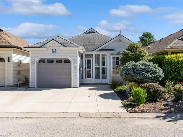 7 Aspen Ln, Norfolk County, ON N0E 1M0