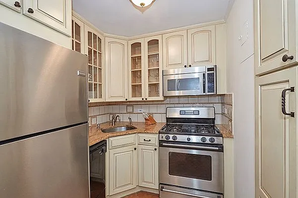 Sold by Brown Harris Stevens | media 8