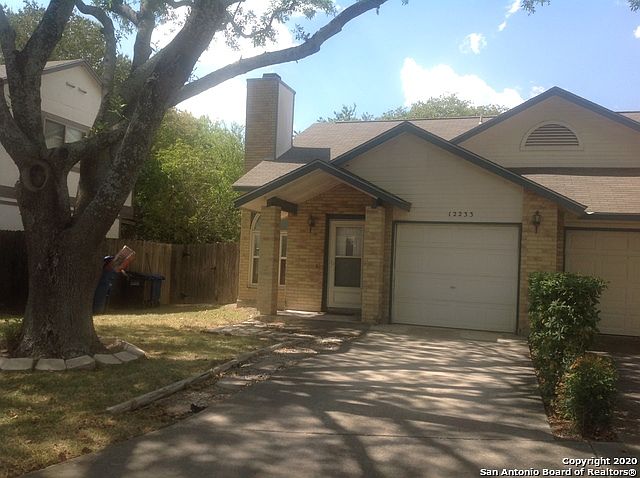 1st image of 12233 Stoney Xing #1