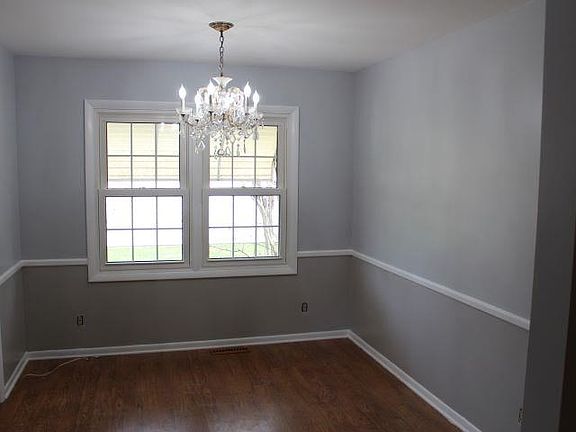 3rd image of 4015 Richlyn Ct